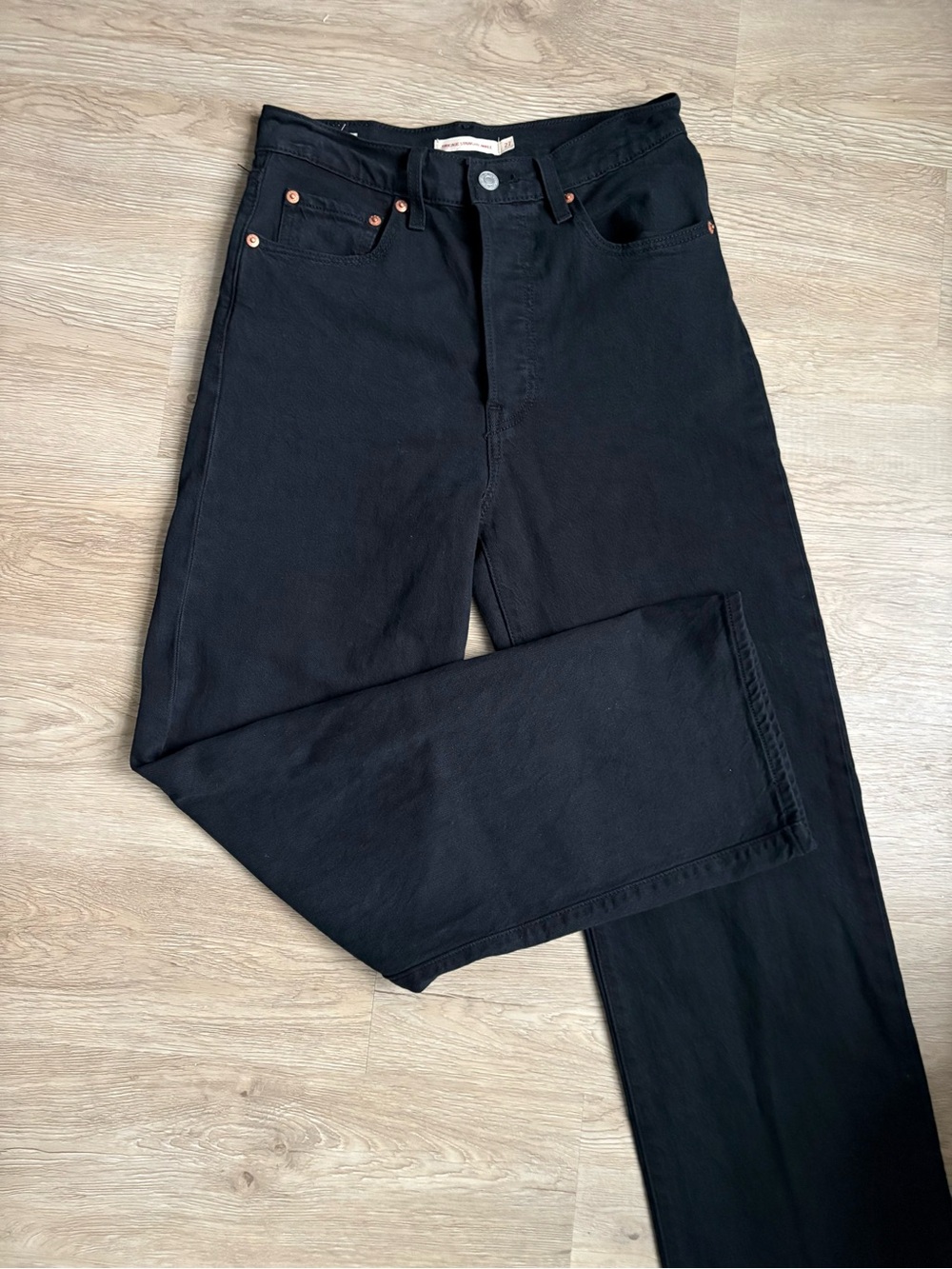 Levi's Ribcage Straight Ankle Women's Jeans — Black Denim